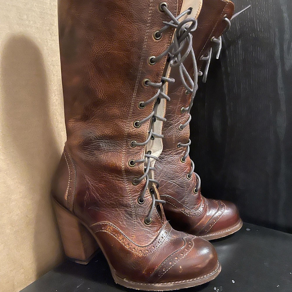Oak Tree Farms lace up brown boots